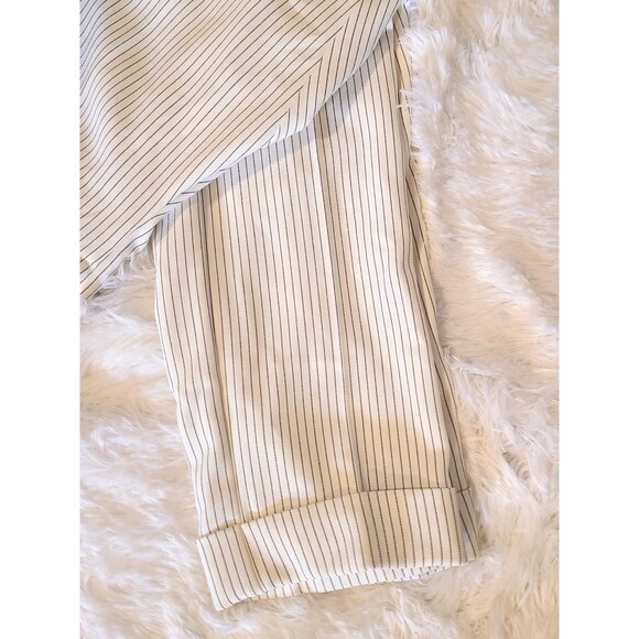NYDJ Lift & Tuck Ivory Pinstripe Pleated Cropped Dress Pants, Size 16, NWT $139 - Picture 8 of 9